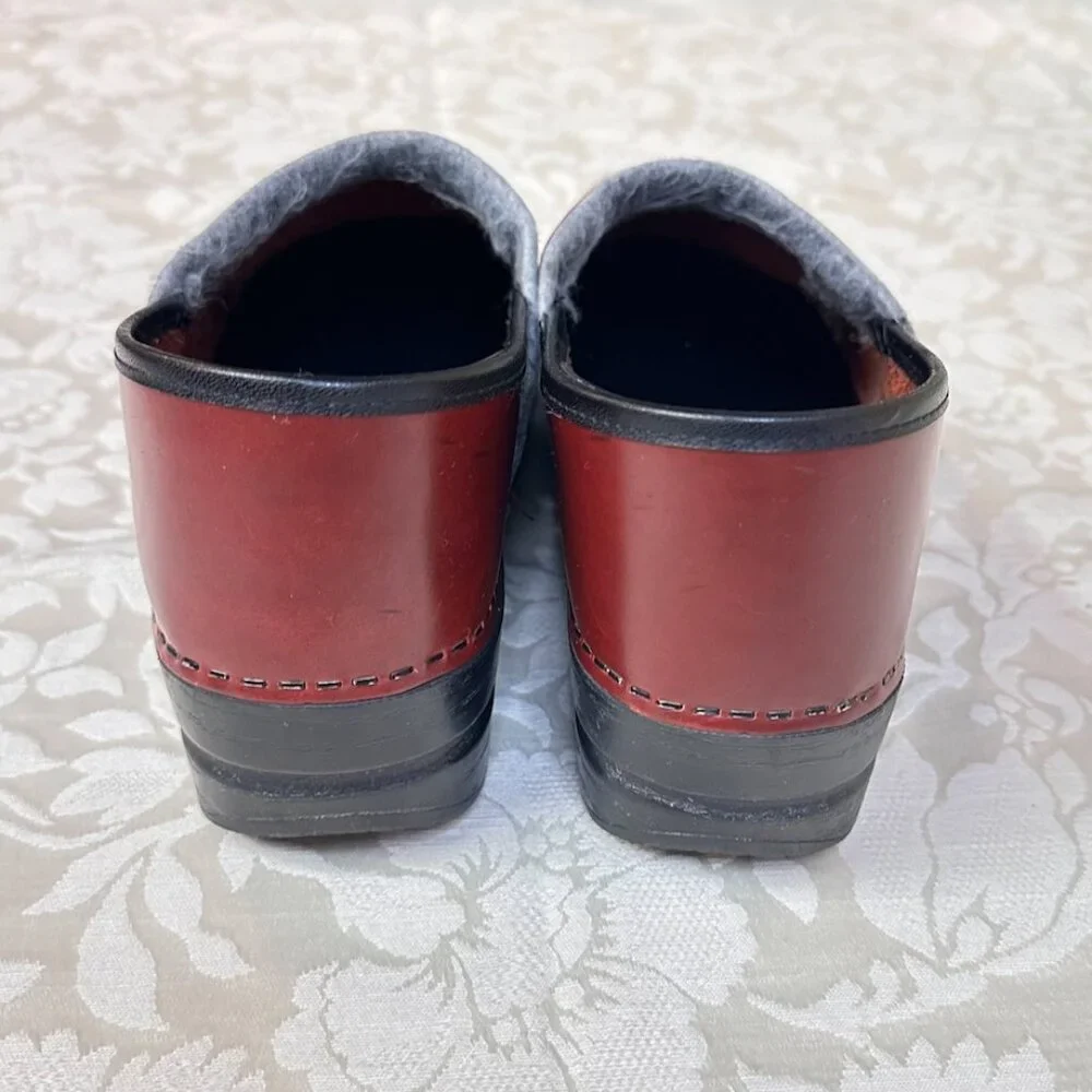 Dansko Red Clogs - Picture 4 of 8